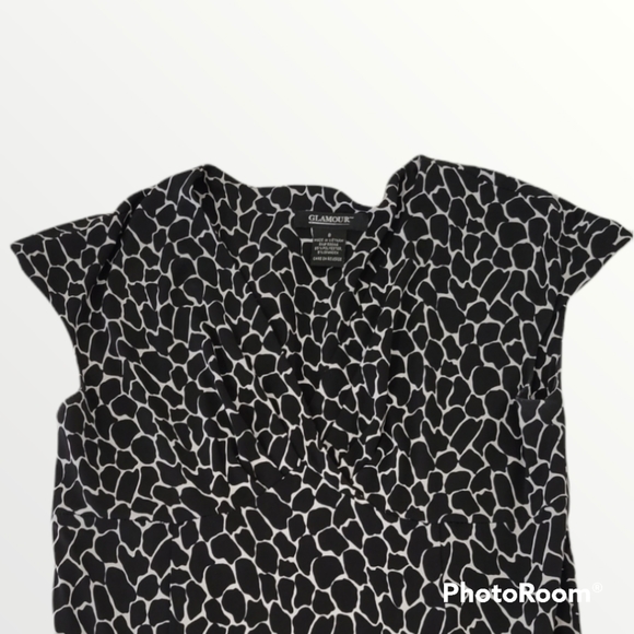 Vintage Black and White V Neck Swing Dress - Picture 2 of 3